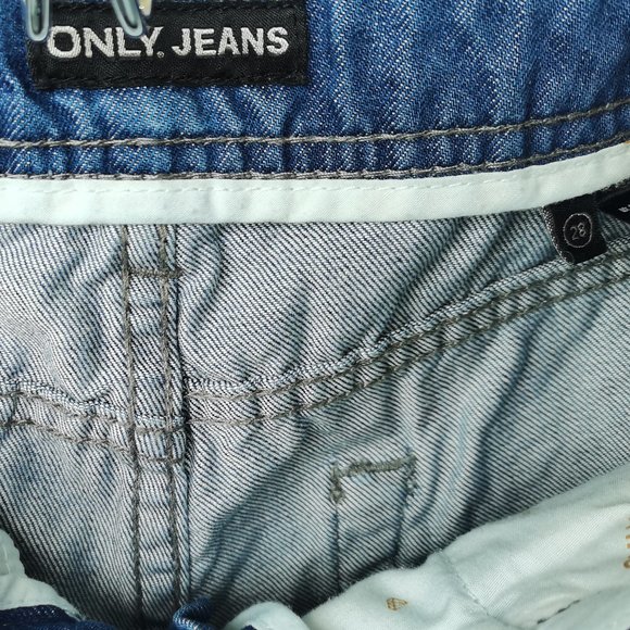 ONLY denim shorts - Picture 5 of 9